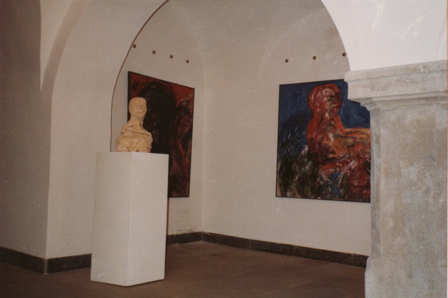 fotografie instalace z předchozí výstavy